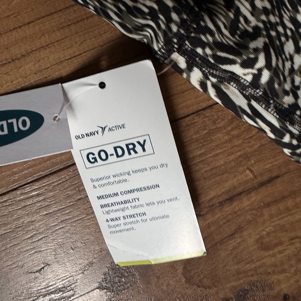 Old Navy Black and White Patterned Leggings - Picture 5 of 5